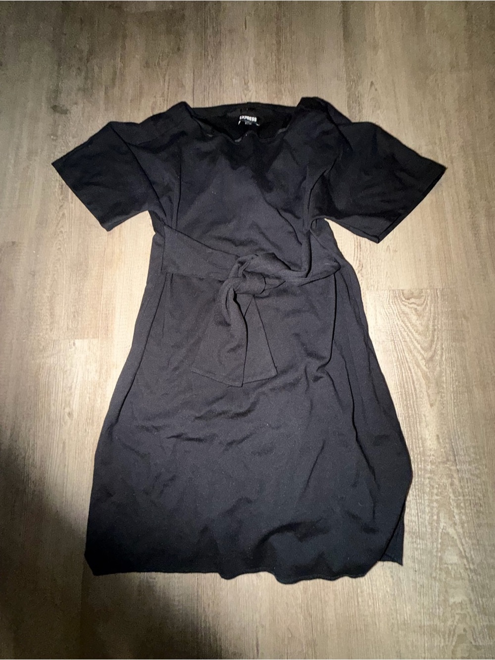 Express Black Midi Tie-Waist Short Sleeve Dress